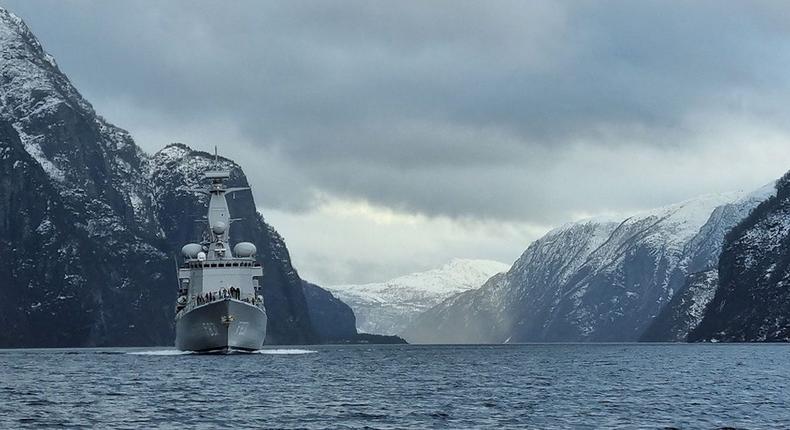 Ships with NATO's Standing Maritime Group 1 took part in the Norwegian-led exercise Arctic Dolphin 2022 in the North Sea from February 7 to 18, 2022.