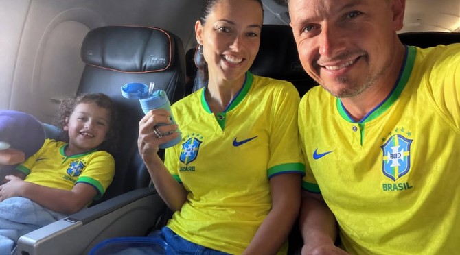 Adrijana Lima i Andre Lemer sa sinom