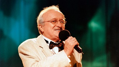 jan tadeusz stanisławski, czyli profesor mniemanologii stosowanej. tropił absurdy prl