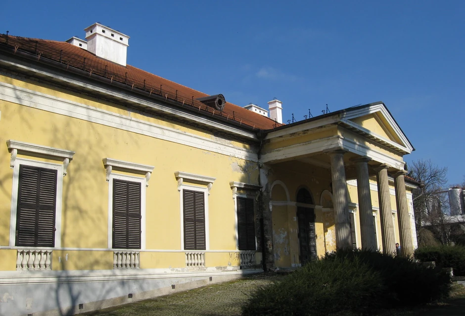 Dvorac Dunđerski pre 15 godina...