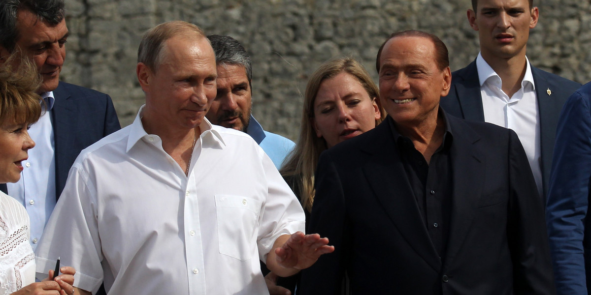 Silvio Berlusconi wielokrotnie pokazywał się wspólnie z Władimirem Putinem. Teraz twierdzi, że jest "zawiedziony jego postępowaniem".