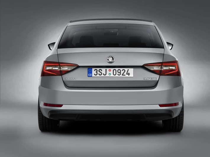 Nowa Skoda Superb