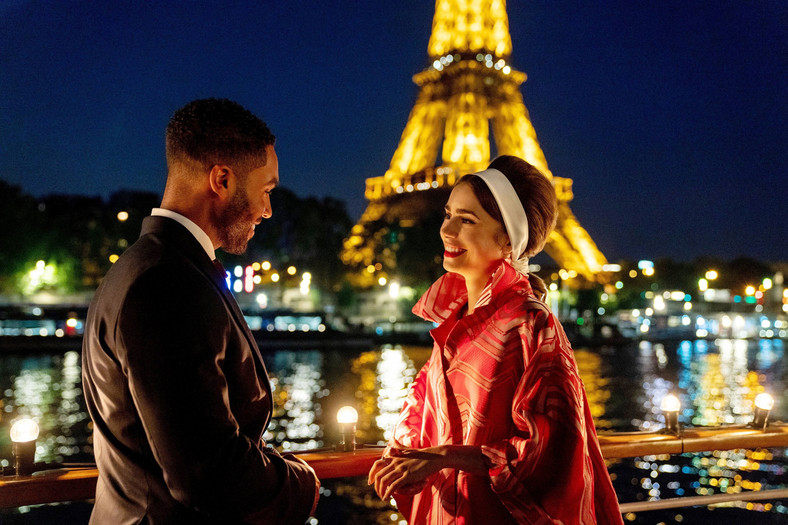 Lily Collins w serialu "Emily w Paryżu"