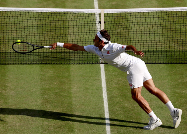 Federer pokonał Nadala. W finale Wimbledonu zagra z Djokovicem