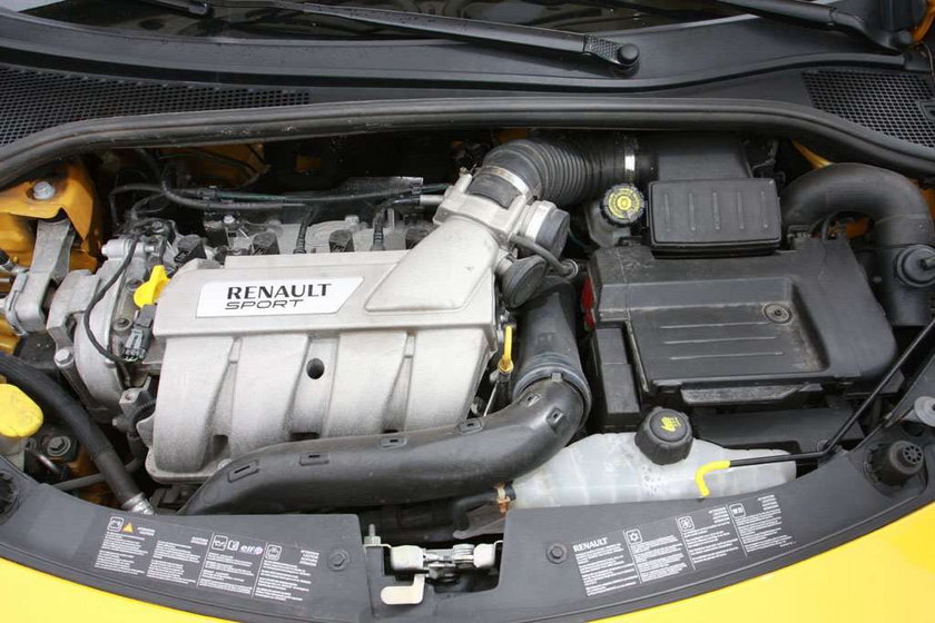 Renault Clio RS 2.0 16V Generator adrenaliny