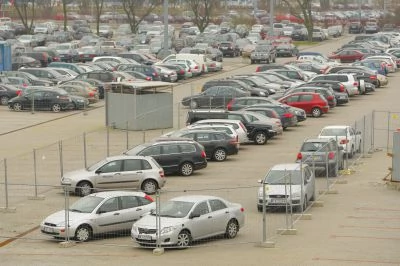 Parkowanie za granicą: Kto płaci, ma spokój!