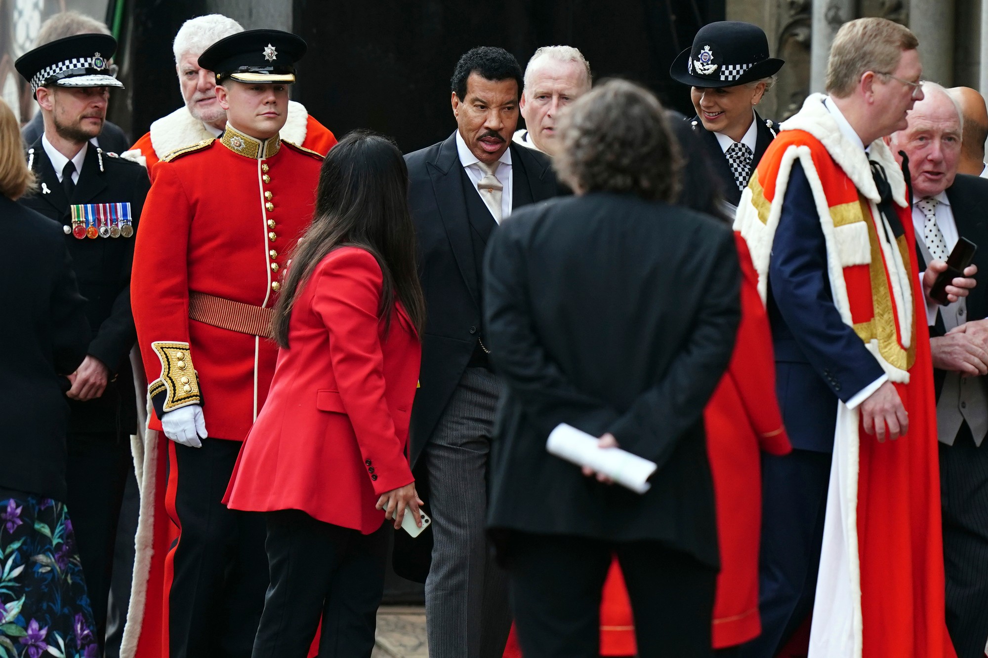 Lionel Richie prichádza na slávnostnú korunováciu britského kráľa.