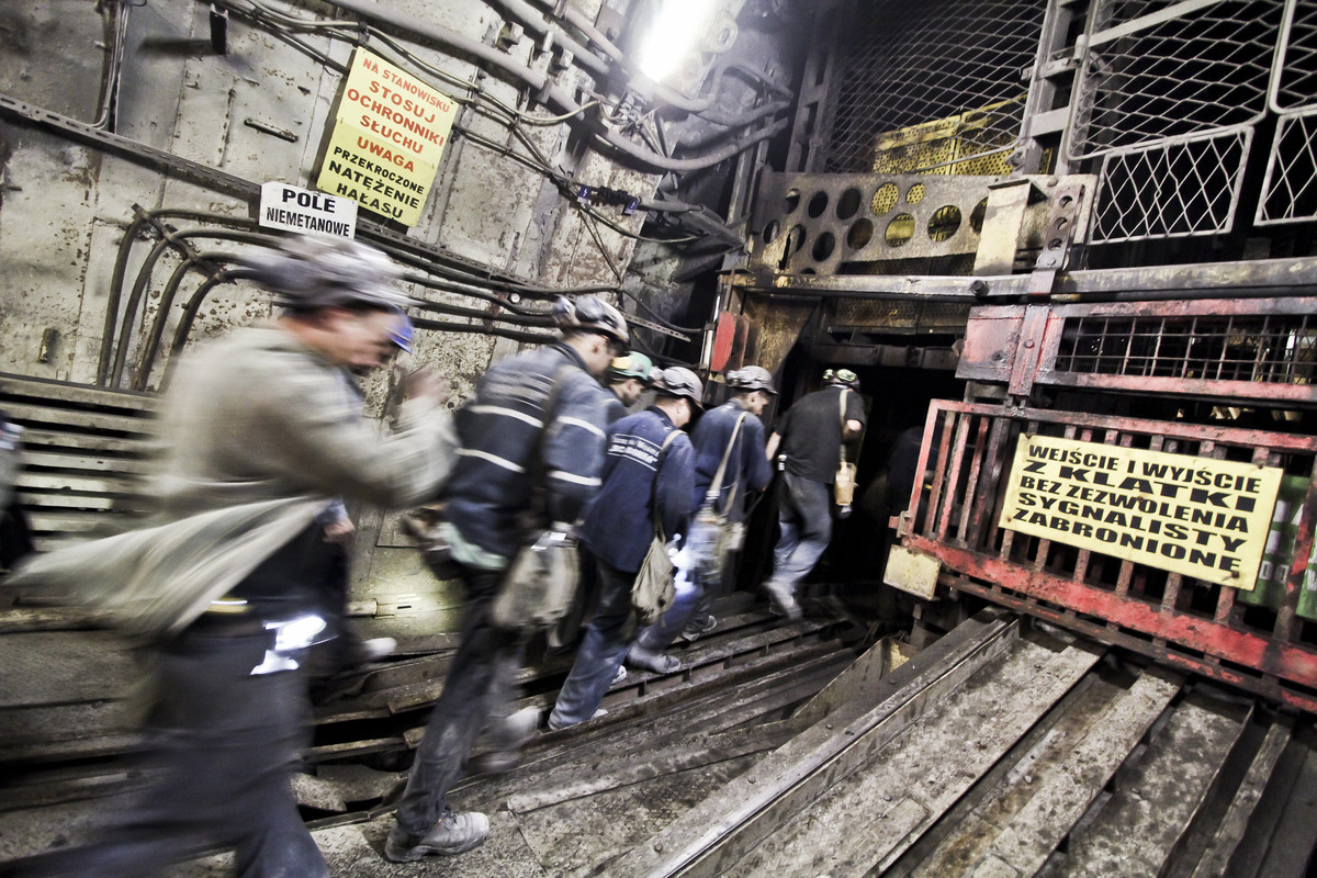 Wrze w najlepszej polskiej kopalni. Górnicy chcą podwyżek, boją się o miejsca pracy