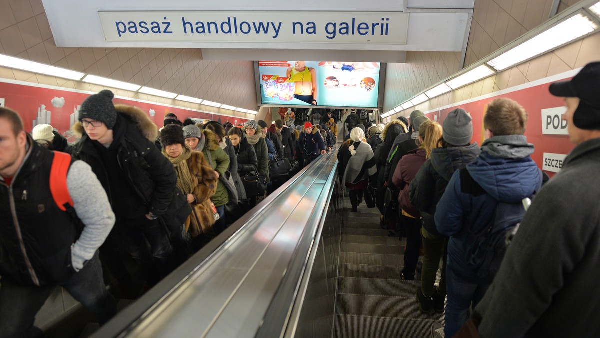 Bezpłatna komunikacja w Warszawie z powodu złego stanu powietrza