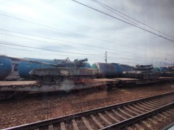 Rosja zaczęła używać 50-letnich czołgów T-62. To uwidacznia braki w sprzęcie