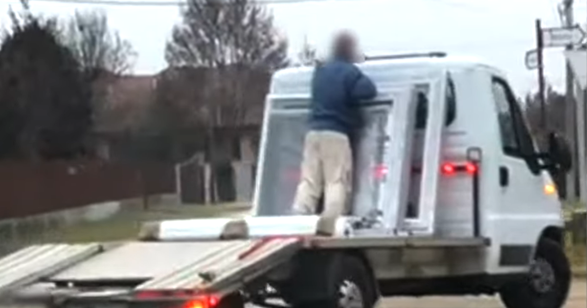 Ismerjék meg a farmosi Jason Stathamet, aki a saját testével védte a rakományt – videó