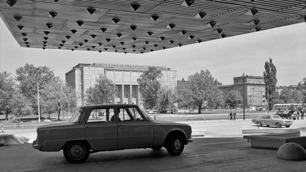 To będzie nie lada gratka dla miłośników modernistycznej architektury. Dzisiaj premiera nowej internetowej odsłony Krakowskiego Szlaku Modernizmu, wydarzeniu towarzyszy wykład dr Michała Wiśniewskiego.