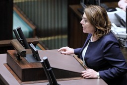 Kidawa-Błońska apeluje do prezydenta o zawetowanie noweli dającej 2 mld zł TVP i PR