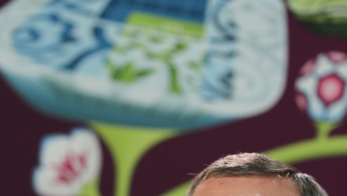 W Warszawie, podczas konferencji z udziałem Dyrektora Turnieju Euro 2012 w Polsce Adama Olkowicza, zaprezentowano w czwartek Oficjalny Program oraz Logo Wolontariatu UEFA Euro 2012.