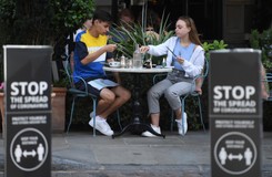 Druga fala koronawirusa w Wielkiej Brytanii? Najwyższy wzrost wykrytych zakażeń od miesiąca