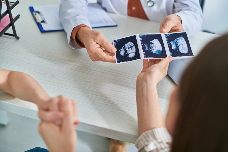 W okresie od 1 lipca do 31 grudnia 2024 roku w ramach rządowego programu finansowania in vitro uzyskano 9258 ciąż.