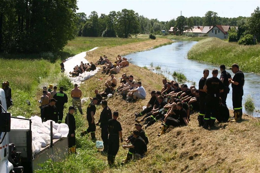 Walczą o wały na Białołęce