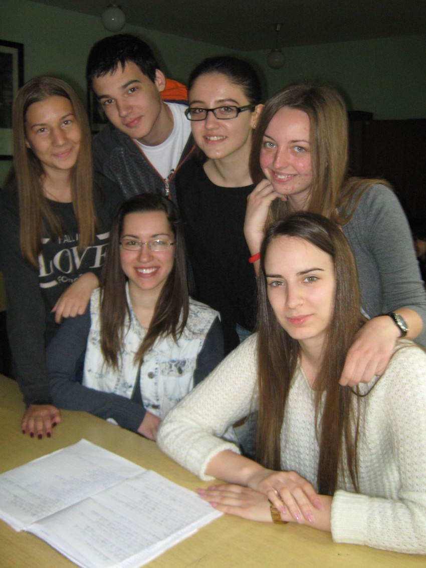 Najbolji đaci: Aleksandra Pejinović, Miloš Đaković, Nataša Kirasić, Nataša Tomić, Zorica Babic, Dijana Bursać