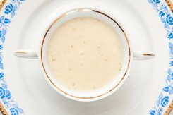 Oryginalny sposób na żur wielkanocny. Oto przepis!