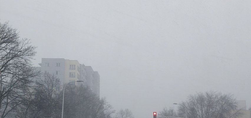 Olbrzymie zawirowania w pogodzie! Przez Polskę przechodzi gigantyczna burza gradowo-śnieżna