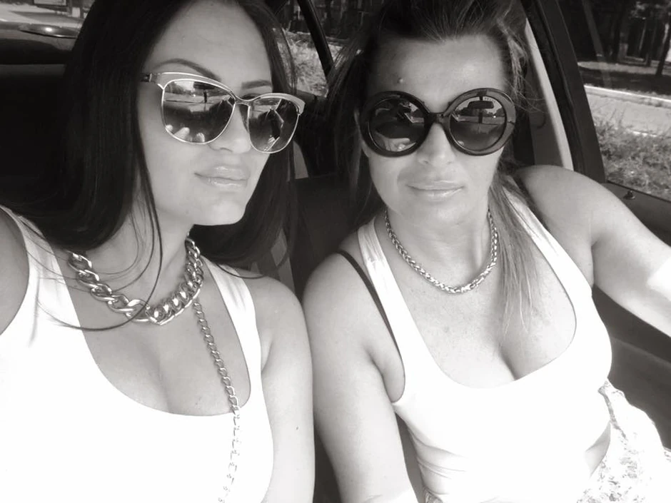 Snežana Nikolić i Anja Nikolić