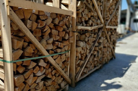 CENA PORASLA ZA 30 POSTO Evo koliko košta kubik drva u Kikindi, potražnja veća nego prošle godine