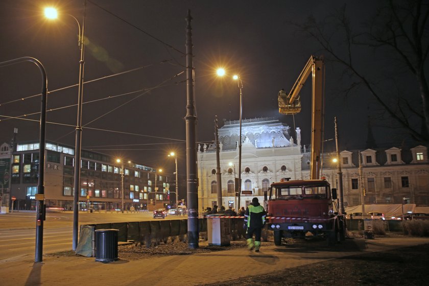 Mężczyzna, który wjechał w Pałac Prezydencki usłyszał zarzuty