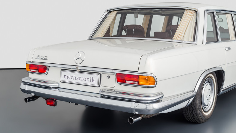 Mercedes-Benz W 100 600 Pullman 1 of 1 restomod