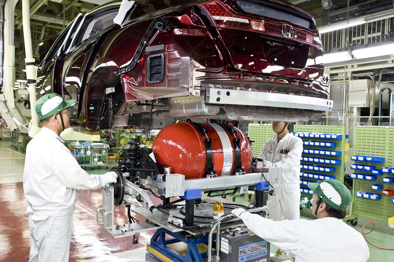 Honda: rozpoczęcie produkcji FCX Clarity napędzanej ogniwami paliwowymi