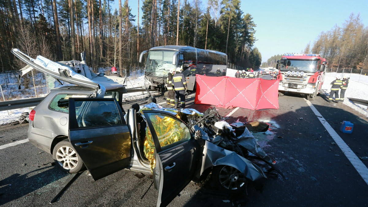 Kabikiejmy: wypadek autokaru na DK 51