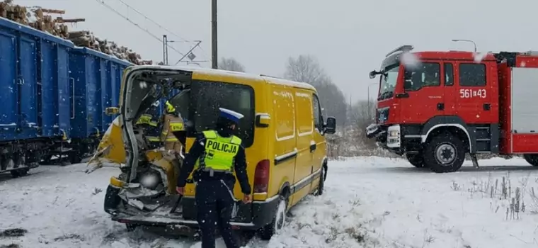 Nie ustąpił pierwszeństwa pociągowi. Miał szczęście