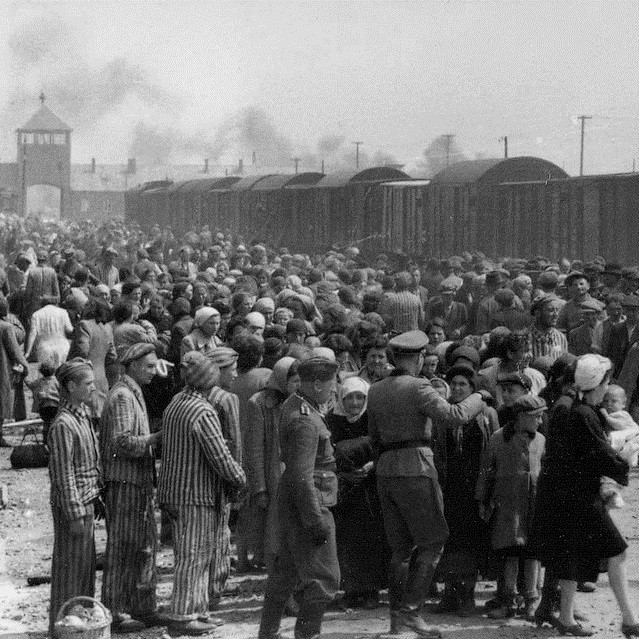 W 1944 r. eksterminacja europejskich Żydów trwała w najlepsze. Czy można było wcześniej położyć jej kres?