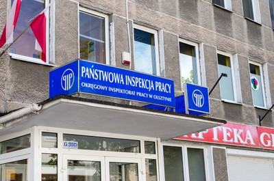 Dyskryminacja w miejscu pracy. Do PIP wpłynęło około 800 skarg. Większość dotyczy luki płacowej
