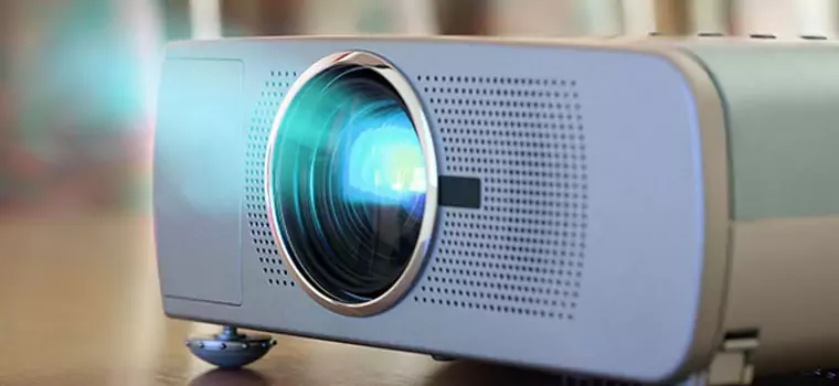 Pięć najpopularniejszych projektorów multimedialnych do 2000 złotych