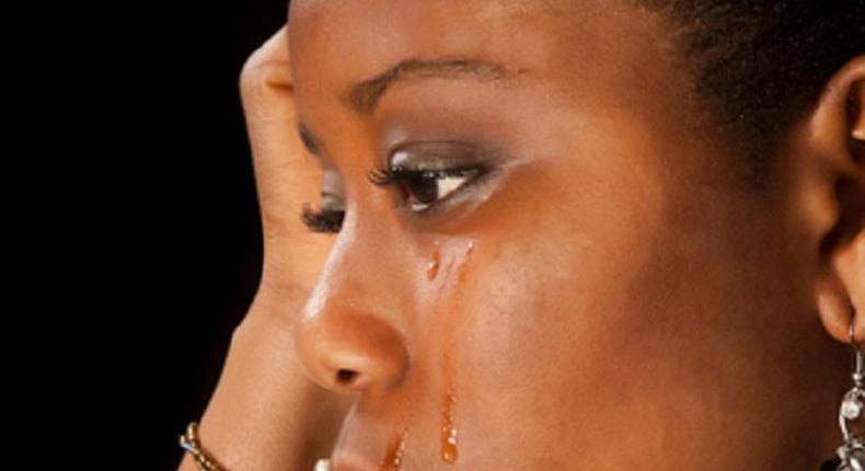 Woman traces cheating husband to hotel only to realise her elder sister is his side chick