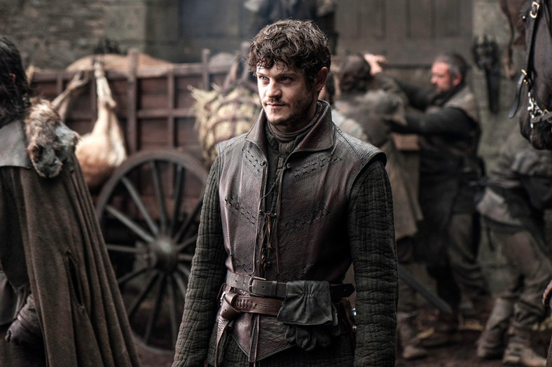 Iwan Rheon jako Ramsay Bolton (Ramsay Snow) w serialu "Gra o tron"