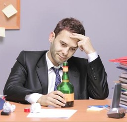 Czy szef może zbadać trzeźwość pracownika