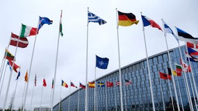 Trump chciał wyrzucić m.in. Niemcy i Norwegię z NATO. Stoltenberg ujawnia kulisy