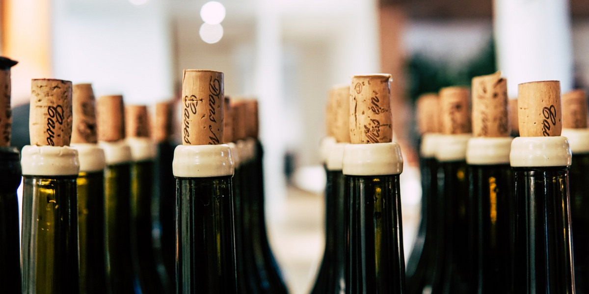 Na niszczenie butelek wina ma pójść aż 200 mln euro.
