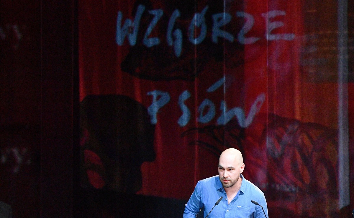 Jakub Żulczyk z Nagrodą Literacką m.st. Warszawy za "Wzgórze psów"