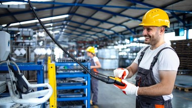 prawie połowa polaków nie chce zmienić pracy