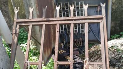 A suspected cable thief got electrocuted while stealing from a transformer in Edo.