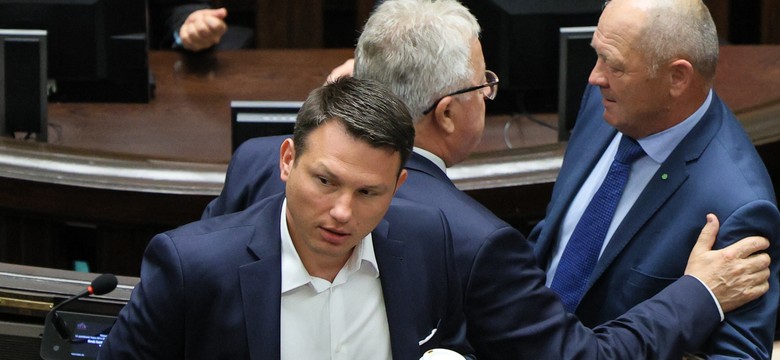 Konfederacja jak PiS? Wiceminister z PSL rozczarowany: Dziś norki, jutro mięso, pojutrze mleko...