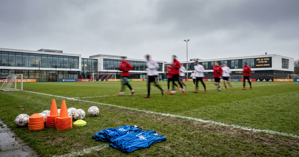 Oud-Feyenoorder-Kongolo-weg-bij-NAC-Glasner-verlaat-Palace-einde-seizoen