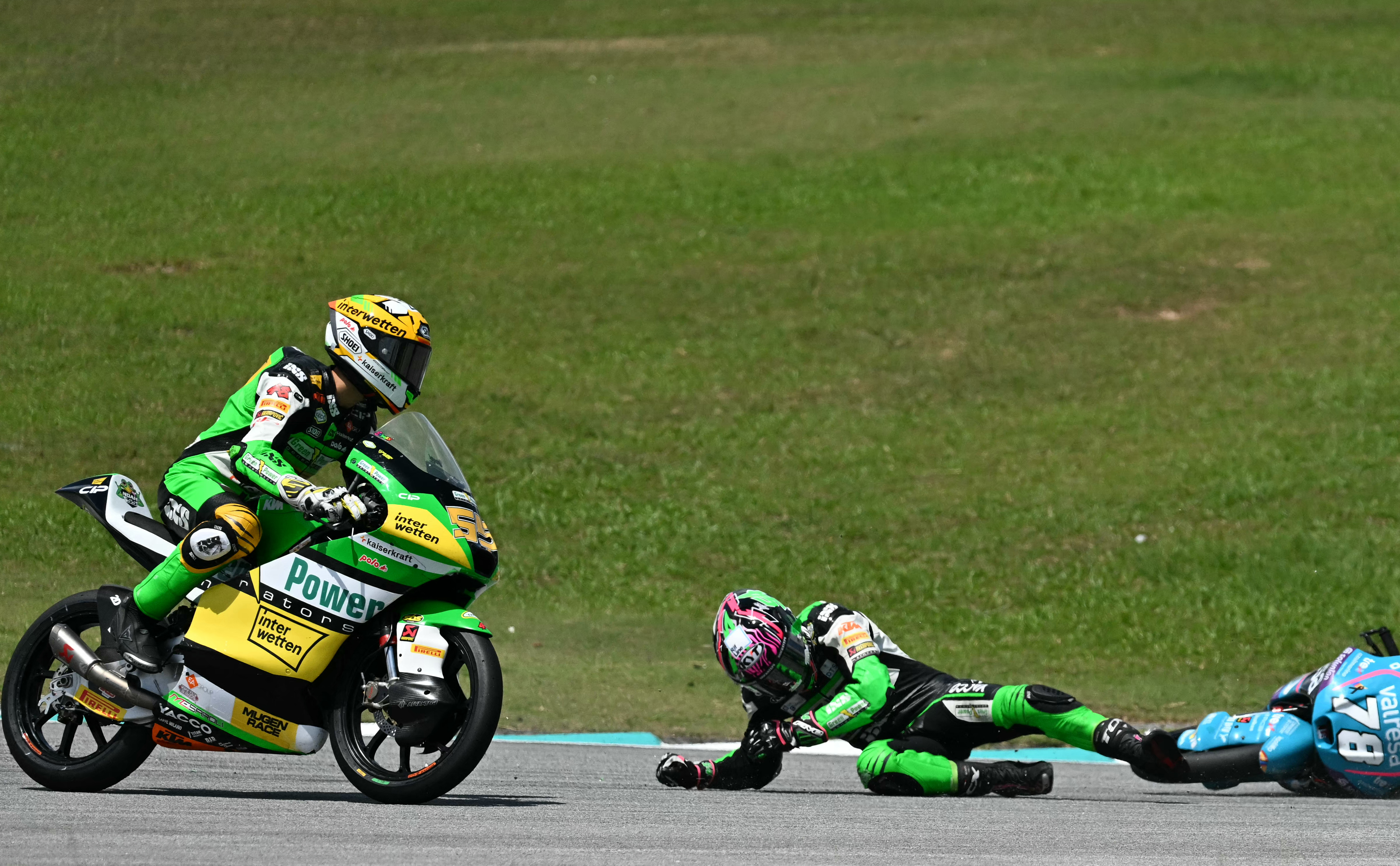 Noah Dettwiler fuori pericolo dopo grave crash Moto3 Malesia