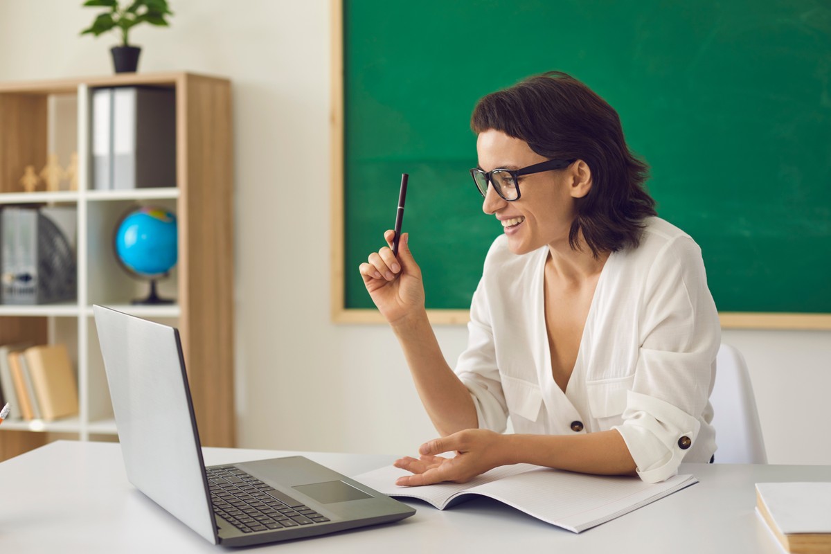 Nauczyciele chcą bonów na laptopy. ZNP apeluje o rozszerzenie programu