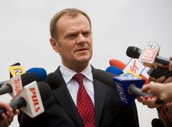 Tusk: Nie jest różowo. Idą trudne czasy
