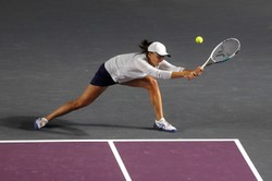 Z Saville problemów nie było. Świątek zaczęła sezon od wygranej