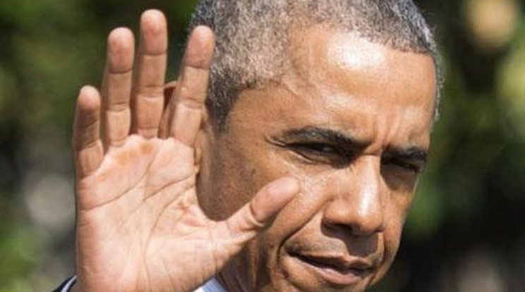 Obama arcképével ellátott vécépapírt kellett használnia