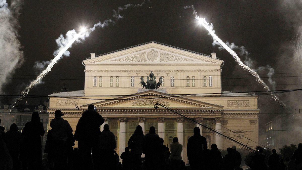 Prezydent Rosji Dmitrij Miedwiediew dzisiaj wieczorem, w obecności patriarchy Moskwy i Wszechrusi Cyryla, otworzył moskiewski Teatr Bolszoj po trwającej od 2005 roku rekonstrukcji. Przywróciła ona historycznemu gmachowi jego XIX-wieczny blask.